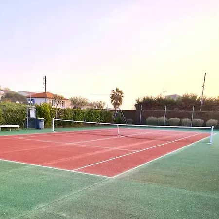 House In Residence With Pool And Tennis Appartement *